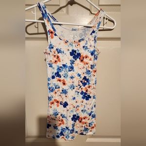 Woman's Small Floral Tank